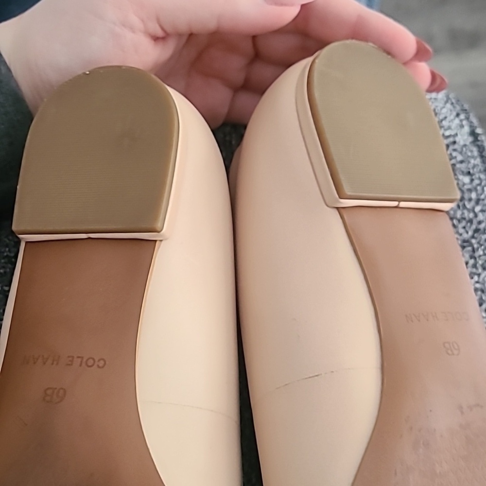EUC Cole Haan Elsie bow flats Sz 6B Nude - Picture 5 of 8